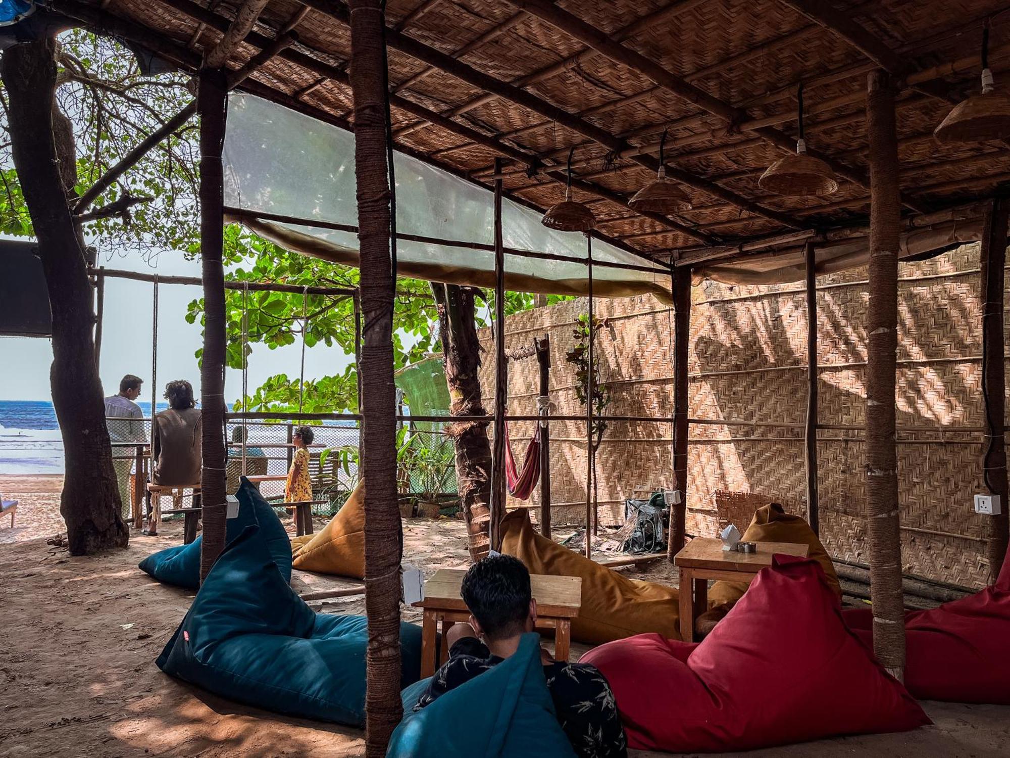 12 Monks - Beachside Hostel Arambol Exterior photo
