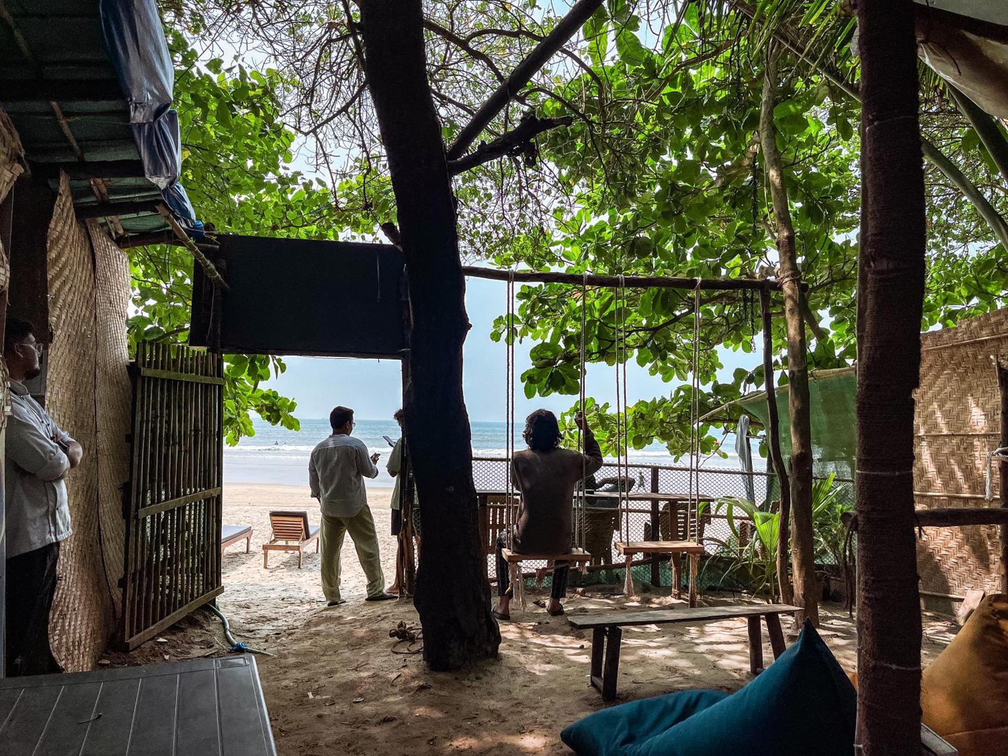 12 Monks - Beachside Hostel Arambol Exterior photo