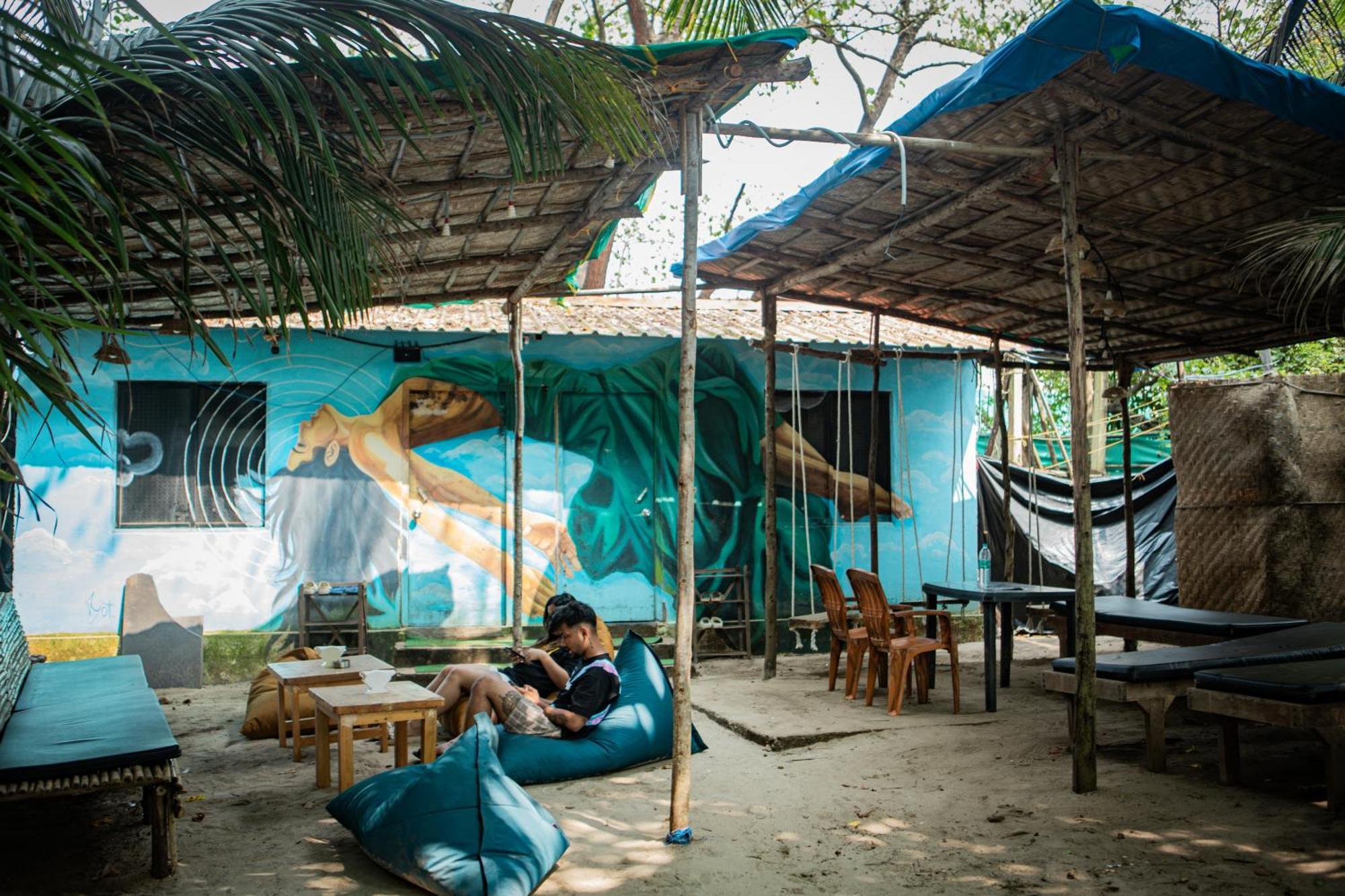 12 Monks - Beachside Hostel Arambol Exterior photo